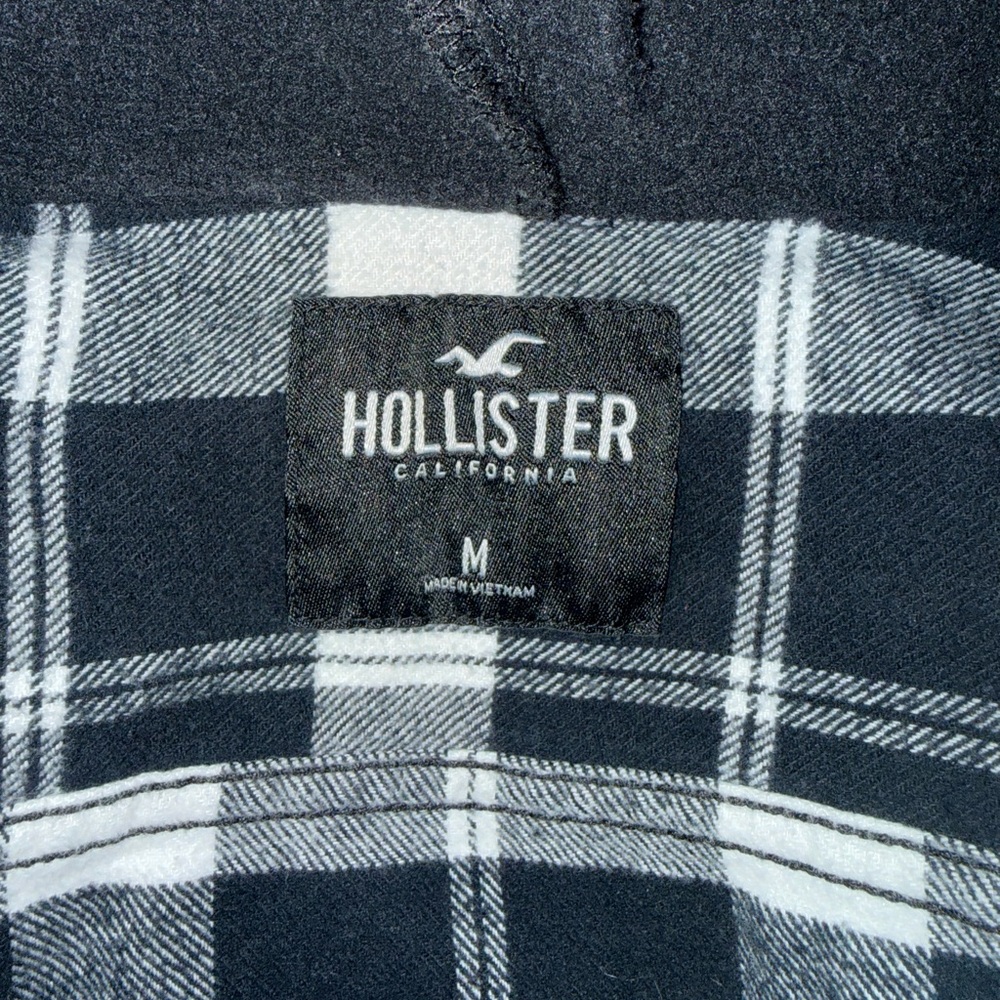 Hollister Plaid Flannel Hooded Button Down - Picture 5 of 7